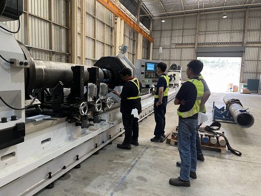 التحكم في السفر و معدات حرق الدولاب مع نظام سيمانس CNC